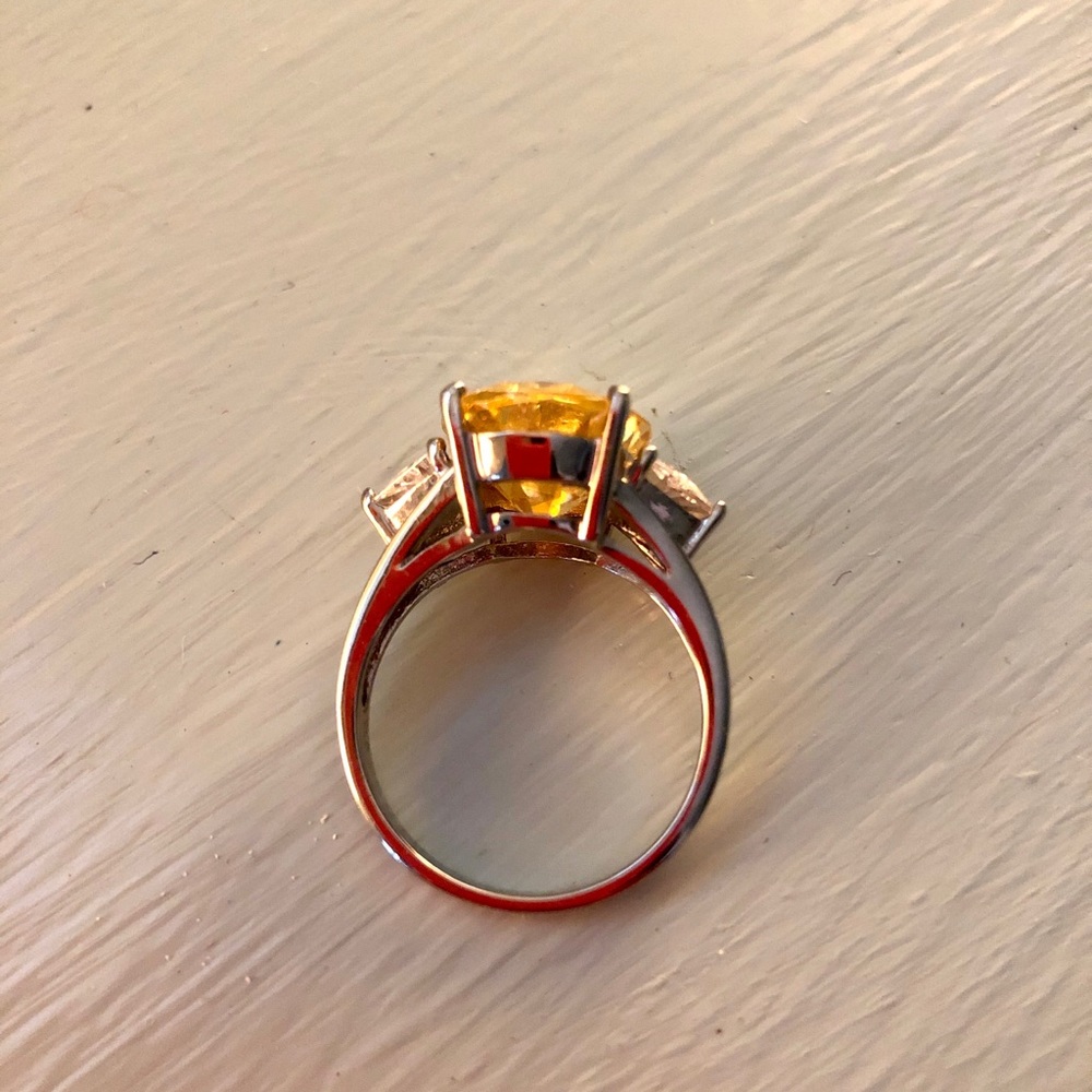 Citrine Ring - Picture 4 of 9